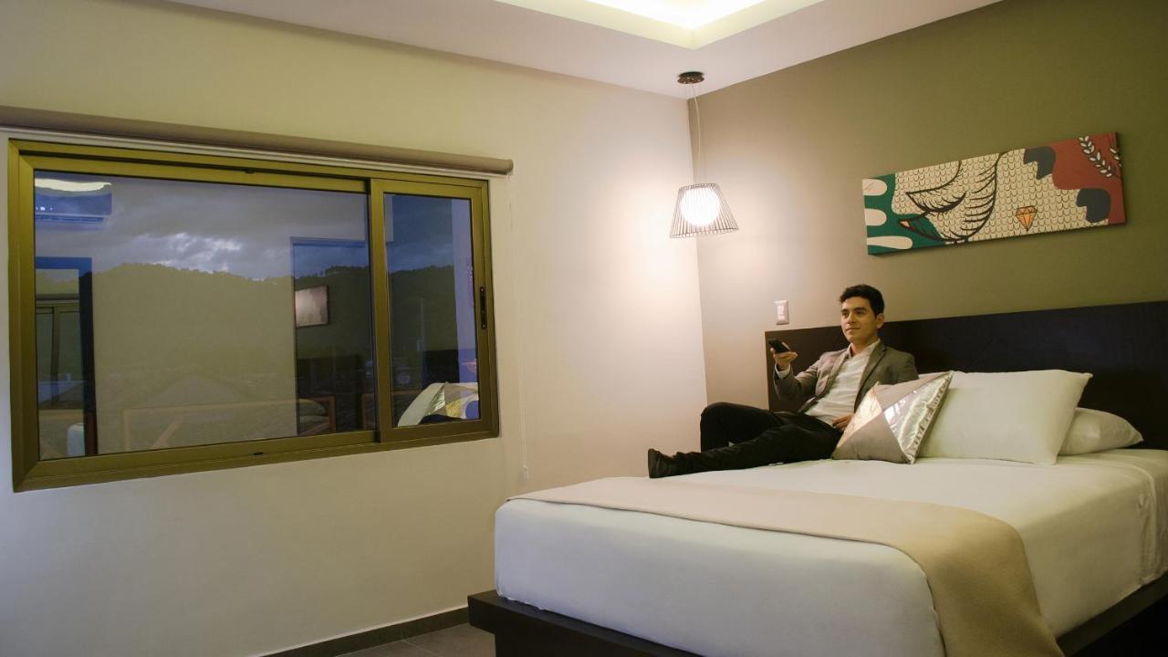 Remfort Hotel سانتا آنا المظهر الخارجي الصورة