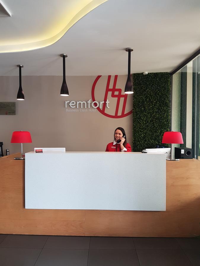 Remfort Hotel سانتا آنا المظهر الخارجي الصورة